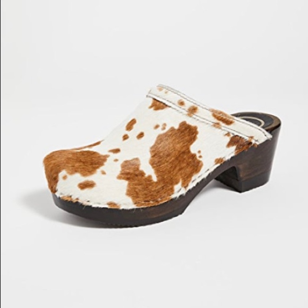 No. 6 Old School mid heel clogs in Brown Cow